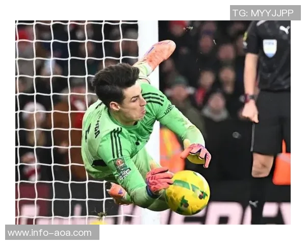 凯帕称赞队友罚点球表现出色为他扑救创造机会