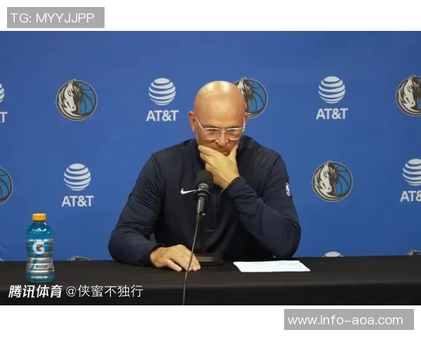 加福德谈浓眉受伤影响强调球队需团结一致迎接挑战 加福德谈浓眉受伤影响强调球队需团结一致迎接挑战